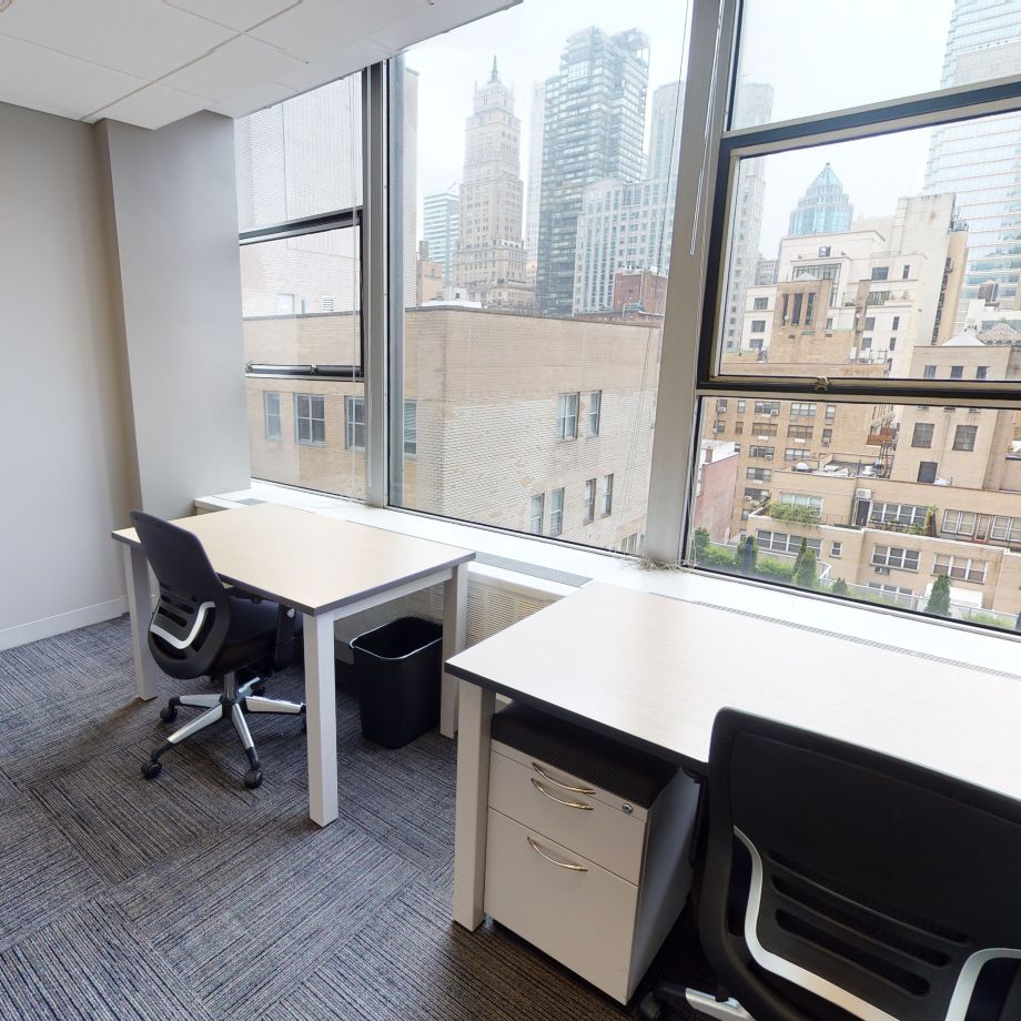 Corporate Suites at 641 Lexington Avenue  Private Office Product Image